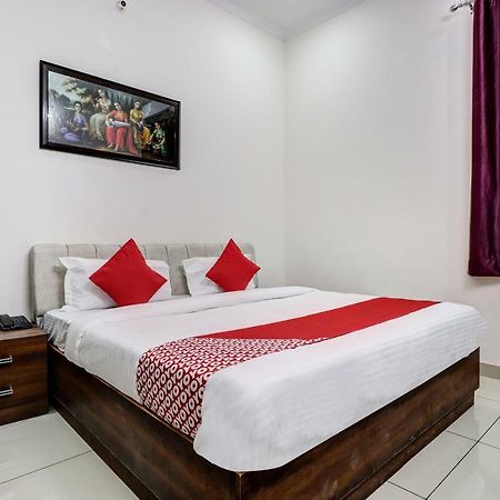 Oyo 38208 Hotel Prakash Kunj Лакхнау Экстерьер фото