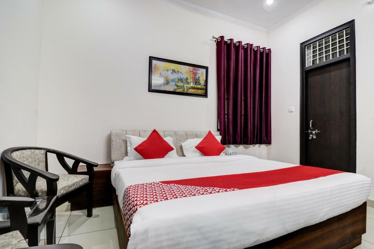 Oyo 38208 Hotel Prakash Kunj Лакхнау Экстерьер фото