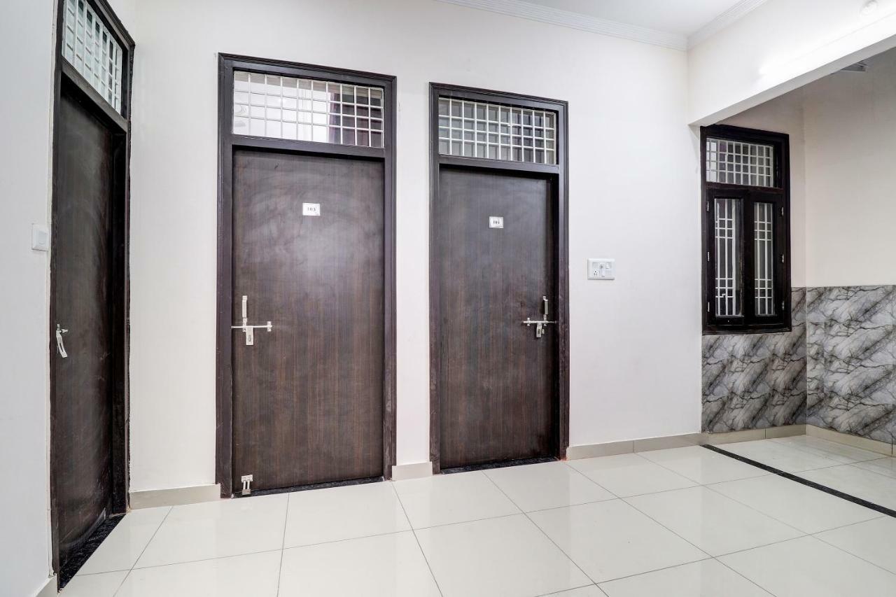 Oyo 38208 Hotel Prakash Kunj Лакхнау Экстерьер фото