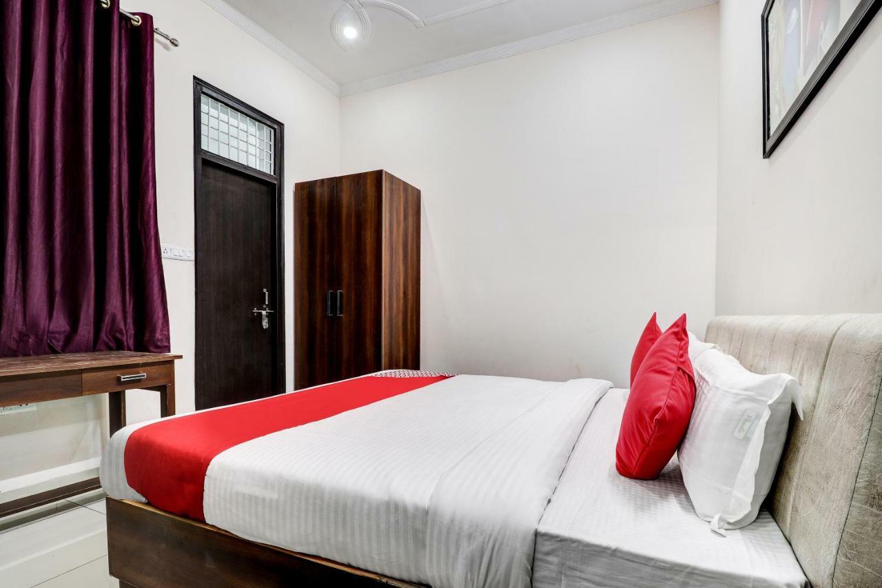 Oyo 38208 Hotel Prakash Kunj Лакхнау Экстерьер фото