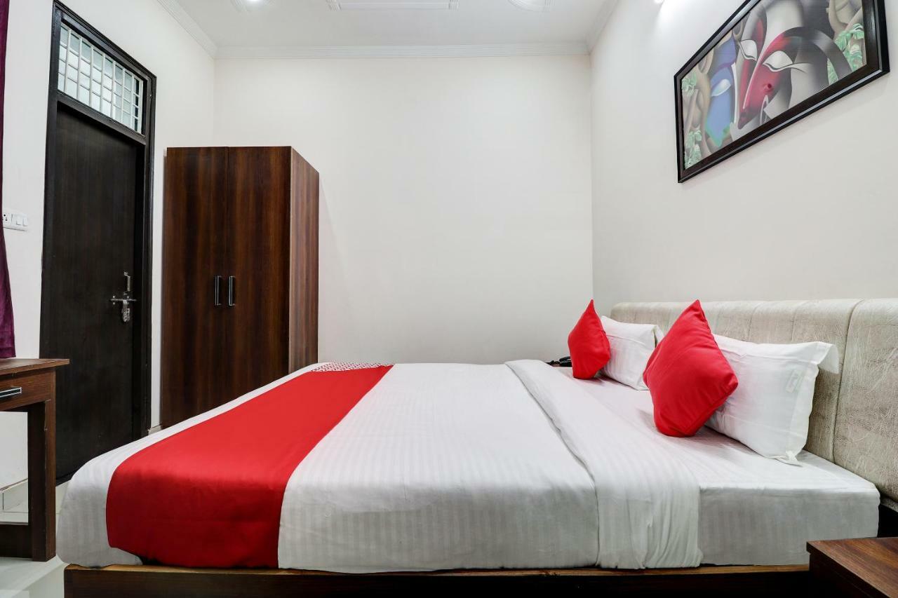 Oyo 38208 Hotel Prakash Kunj Лакхнау Экстерьер фото