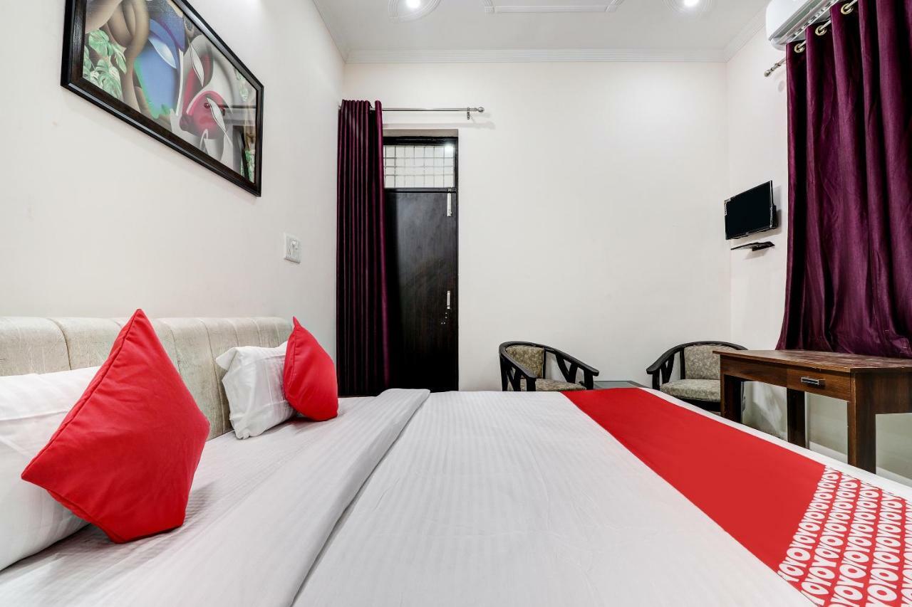 Oyo 38208 Hotel Prakash Kunj Лакхнау Экстерьер фото